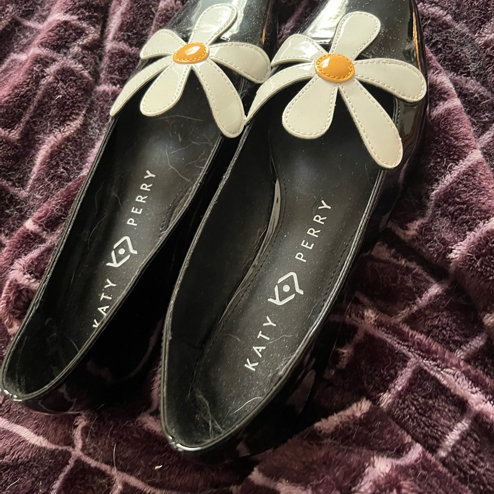 Katy Perry Collections Black and White Floral Flats